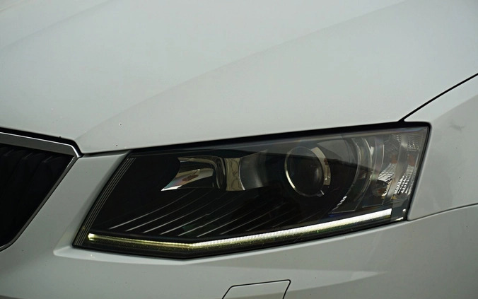 Skoda Octavia cena 49900 przebieg: 269800, rok produkcji 2015 z Miastko małe 301